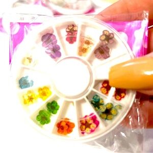 Floral Nail Art Wheel